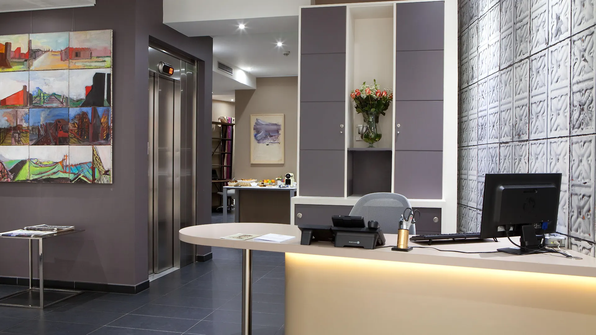 **** Hotel Serotel Suites Opera Paris France