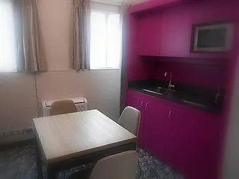 Serotel Suites Opera Paris